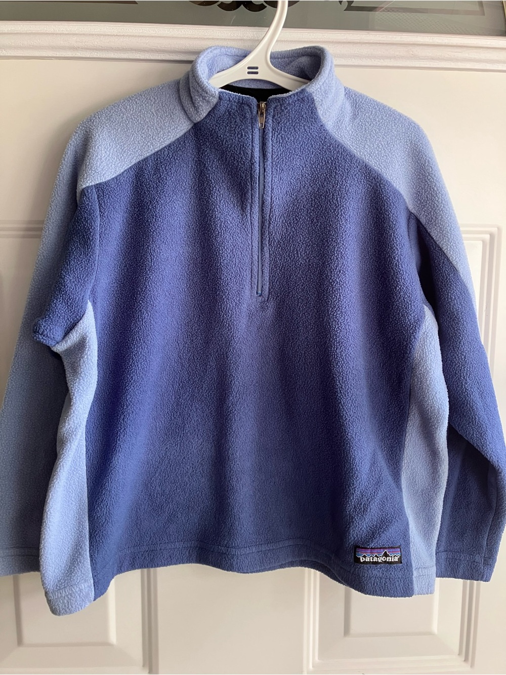 Patagonia blue fleece sweater small